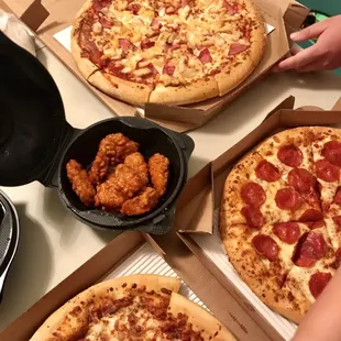 Pizza &amp; Mild Buffalo Wings