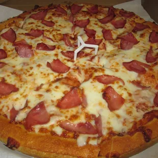 They did not skimp on the cheese this time. It was very cheesy for a regular, large one topping. Paid the $7.50 special.