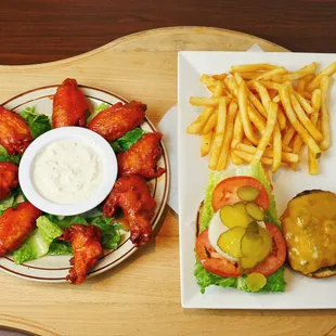 Gourmet Cheeseburger &amp;fries
and 8 pc Hot wings