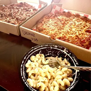 Queso macaroni and cheese. Extra cheese pizza with garlic butter drizzle. Bacon pizza with hot honey drizzle.
