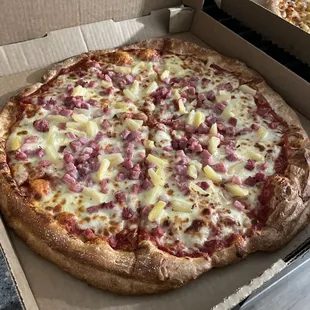 Hawaiian Pizza
