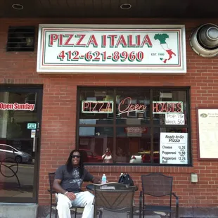 Great pizza at this place