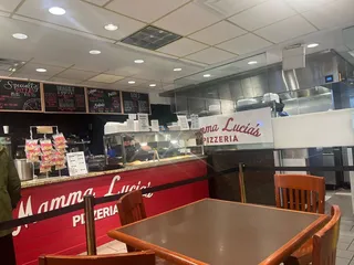 Mama Lucia Pizza