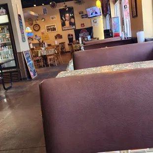 the seating and tables in the restaurant
