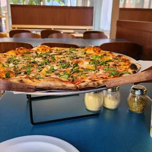 18-in margarita pizza