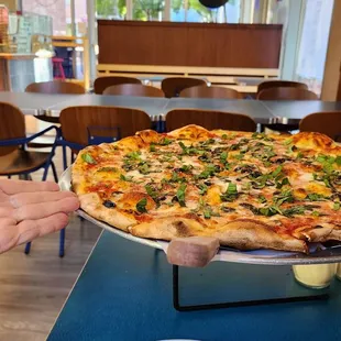 18-in margarita pizza