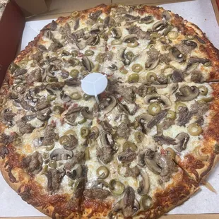 Buffalo Pizza