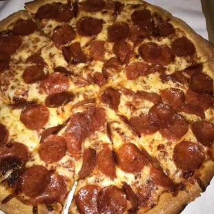 Large Pepperoni pizza