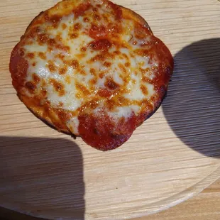 Pepperoni mini pizza