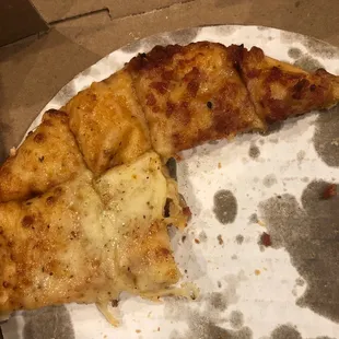 No bbq and has pepperoni when we ordered all cheese.