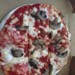 7 inch mushroom, pepperoni, &amp; onion pizza.