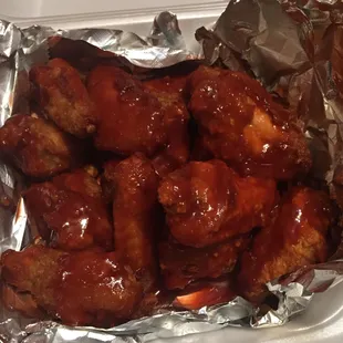 Wings with bbq sauce, amazing
