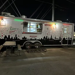 Fresh Pizza Food Truck