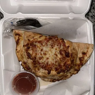 Pepperoni calzone