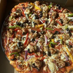 Medium 12&quot; Combination Pizza a little salty