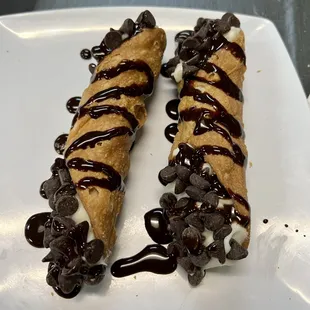Cannolis
