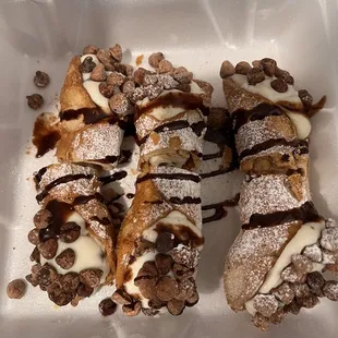 Cannoli