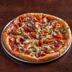 Deluxe Pizza: pepperoni, Italian sausage, bell pepper, onion, and mushrooms