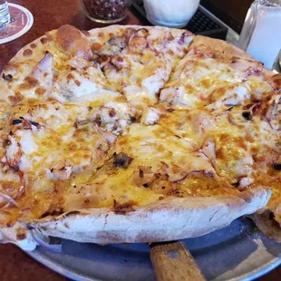 Spanish Chicken Pizza