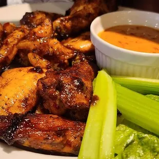 Peking wings with peanut sauce
