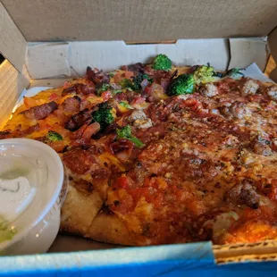 Ruby Rae Maximus Pizza