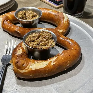Vegan pretzel