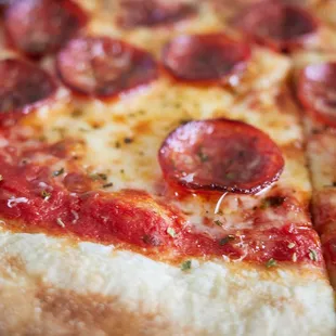 Manzo pepperoni + hand pulled mozzarella