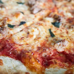 Pono pork sausage + pickled fennel + hand pulled mozzarella