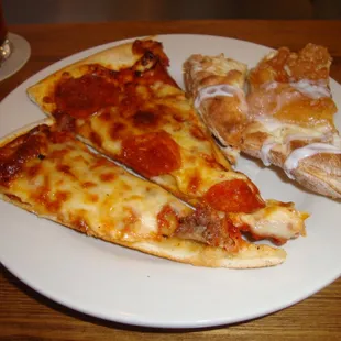 Sausage, pepperoni, &amp; dessert pizza slices!