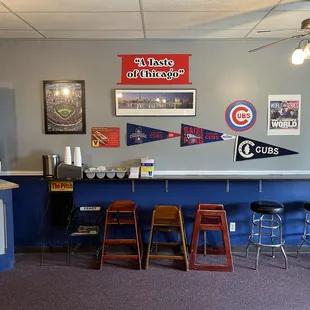 Chicago-themed Waiting Area