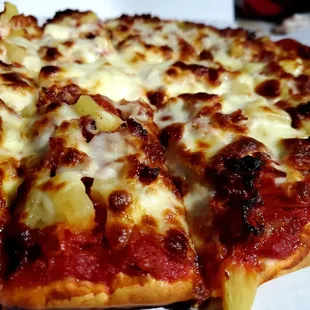 a close up of a pizza