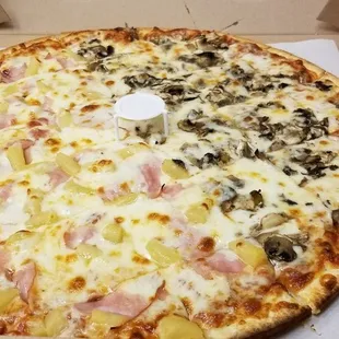 Half Hawaiian half mushroom