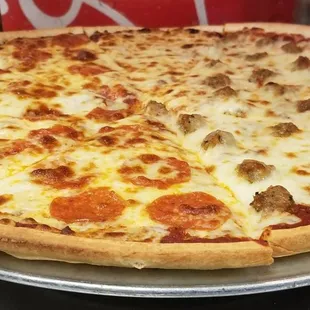 Pizza by the slice or buffet style for lunch