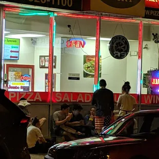 Food is good.. Oh so good . Im out here on the pickup myself. #judge4yourself