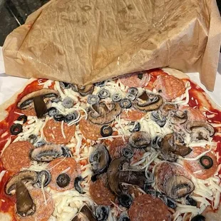 food, pizza