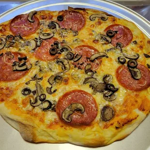 TradPie after baking for 7-9 min @450*F on a heated pan