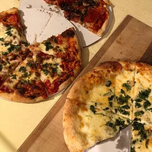 Pizza Trifecta, WOW, the perfect trio