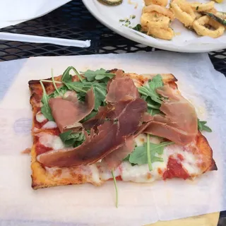 Prosciutto e Arugula Pizza