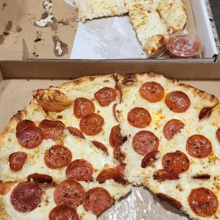 Pepperoni, cheesy bread, pineapple and olives.
