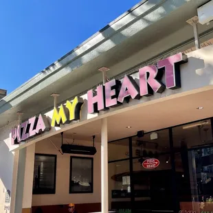 Indoor &amp; outdoor seating available