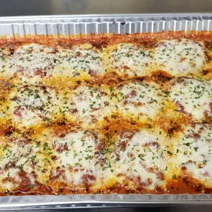 Meat lasagna catering