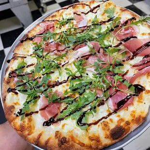 PizzAwee