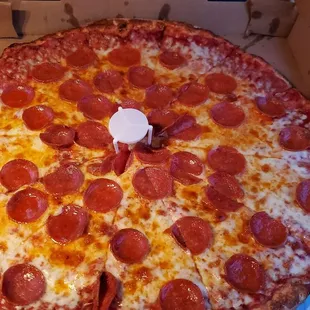 16&quot; 1topping $8.99 carryout only