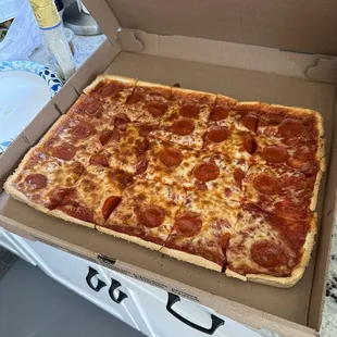 Pepperoni pizza
