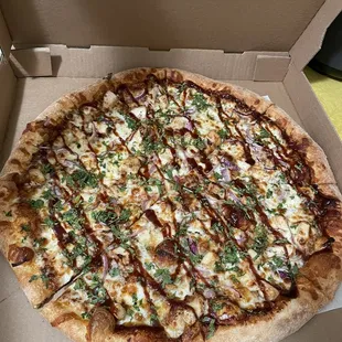 Chicken bbq pizza