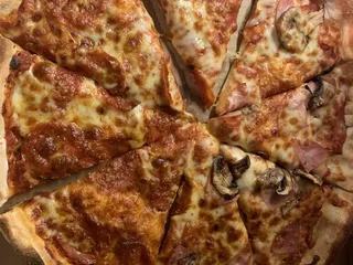 Lost Pizza - Grenada