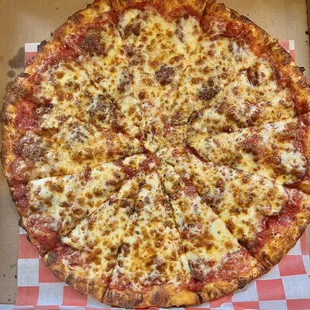 Pepperoni pizza