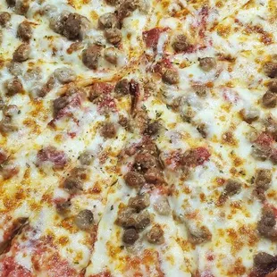 Beef Pepperoni and beef sausage pizza