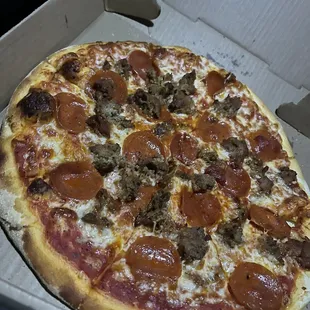 Pepperoni &amp; Meatball Pizza