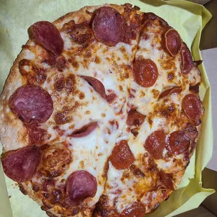 Pepperoni pizza
